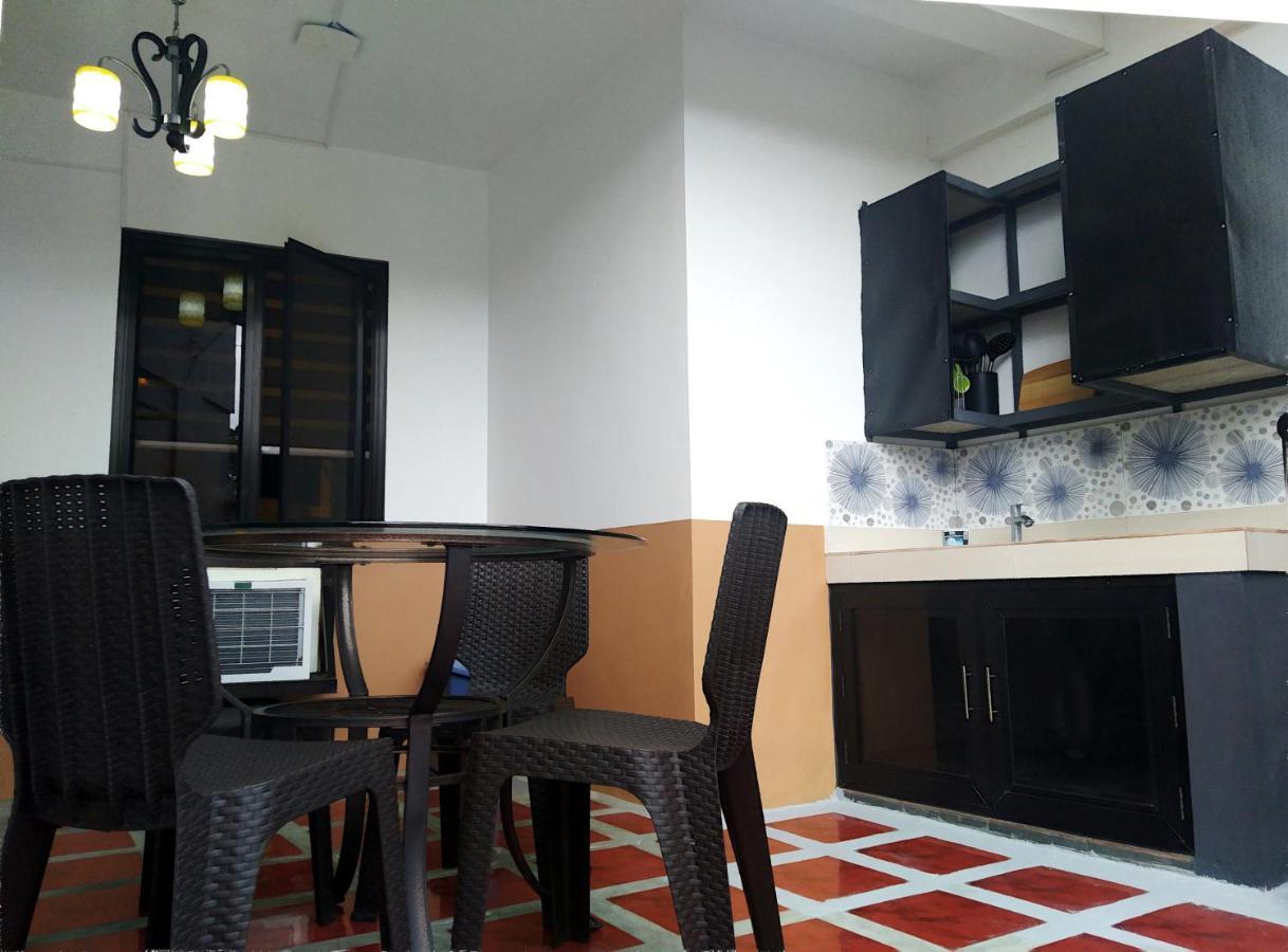 Jil'S Apartelle 따가이따이 외부 사진