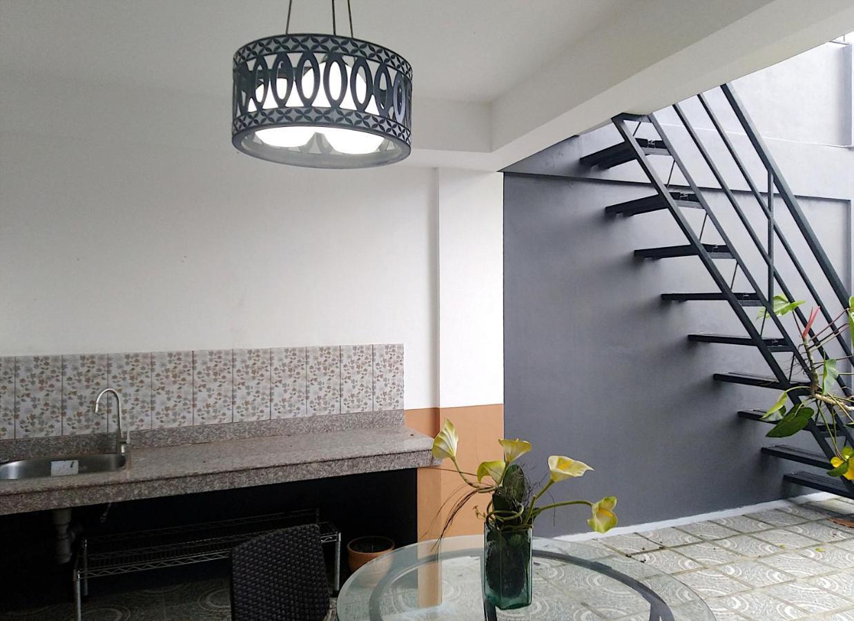 Jil'S Apartelle 따가이따이 외부 사진