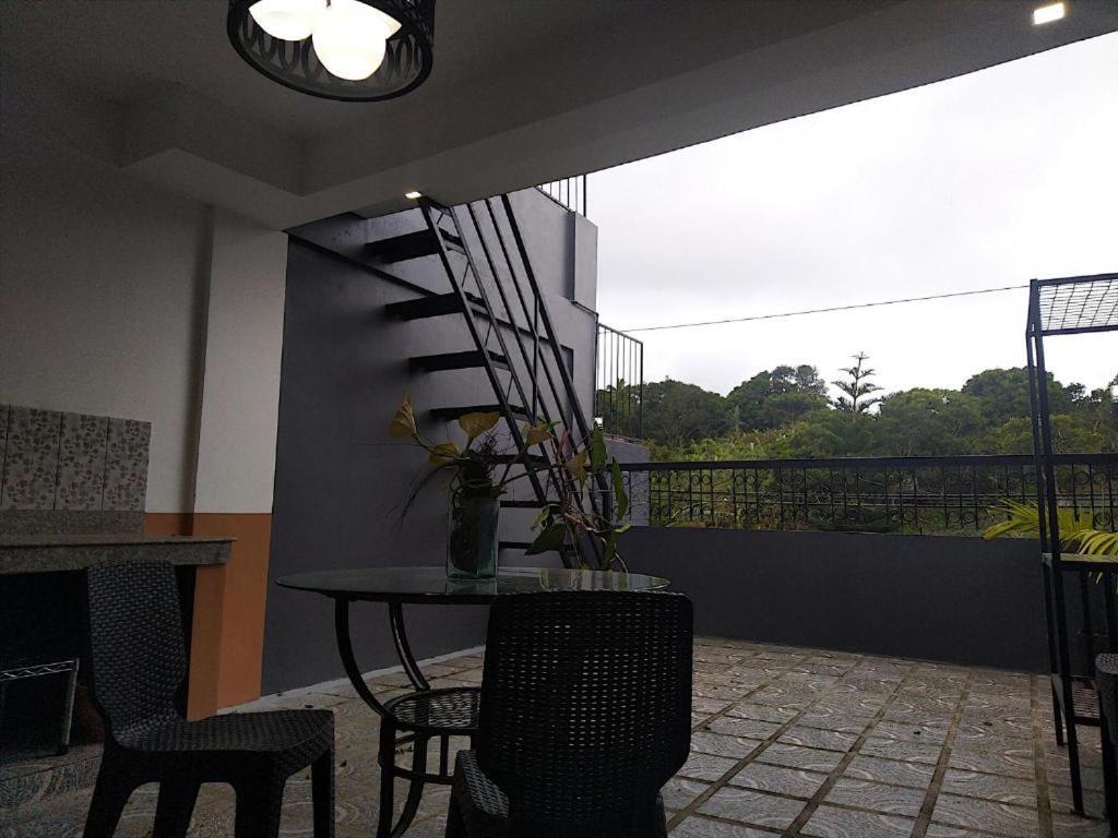 Jil'S Apartelle 따가이따이 외부 사진